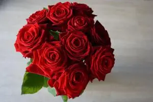 Монобукеты из роз в Хабаровске